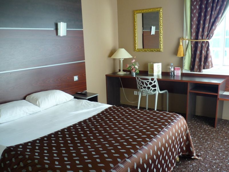 Ibis Styles Ancenis Centre Hotel ภายนอก รูปภาพ